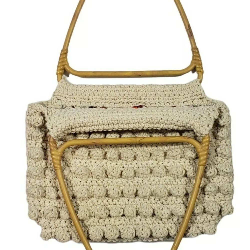 Neutral Beige 3D Crochet Knit Purse Wood Look Handles Lined Boho Nubby Handbag - Picture 5 of 9